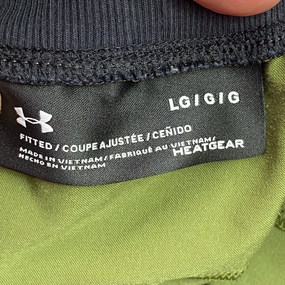 Under Armour Shorts Mens Medium Cargo Gorpcore Performance Athleisure Streetwear